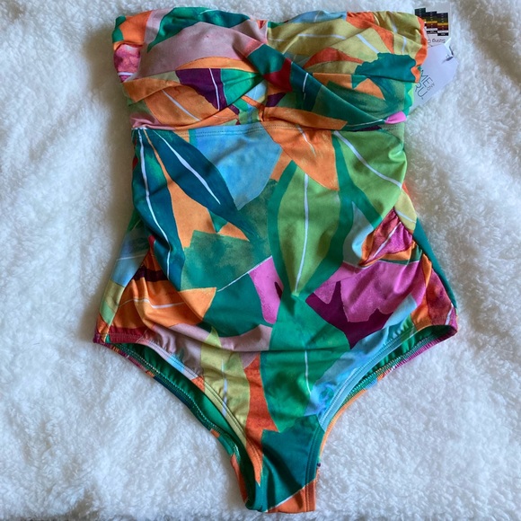 NWT Floral Time and Tru One Piece Swimsuit - Picture 2 of 6